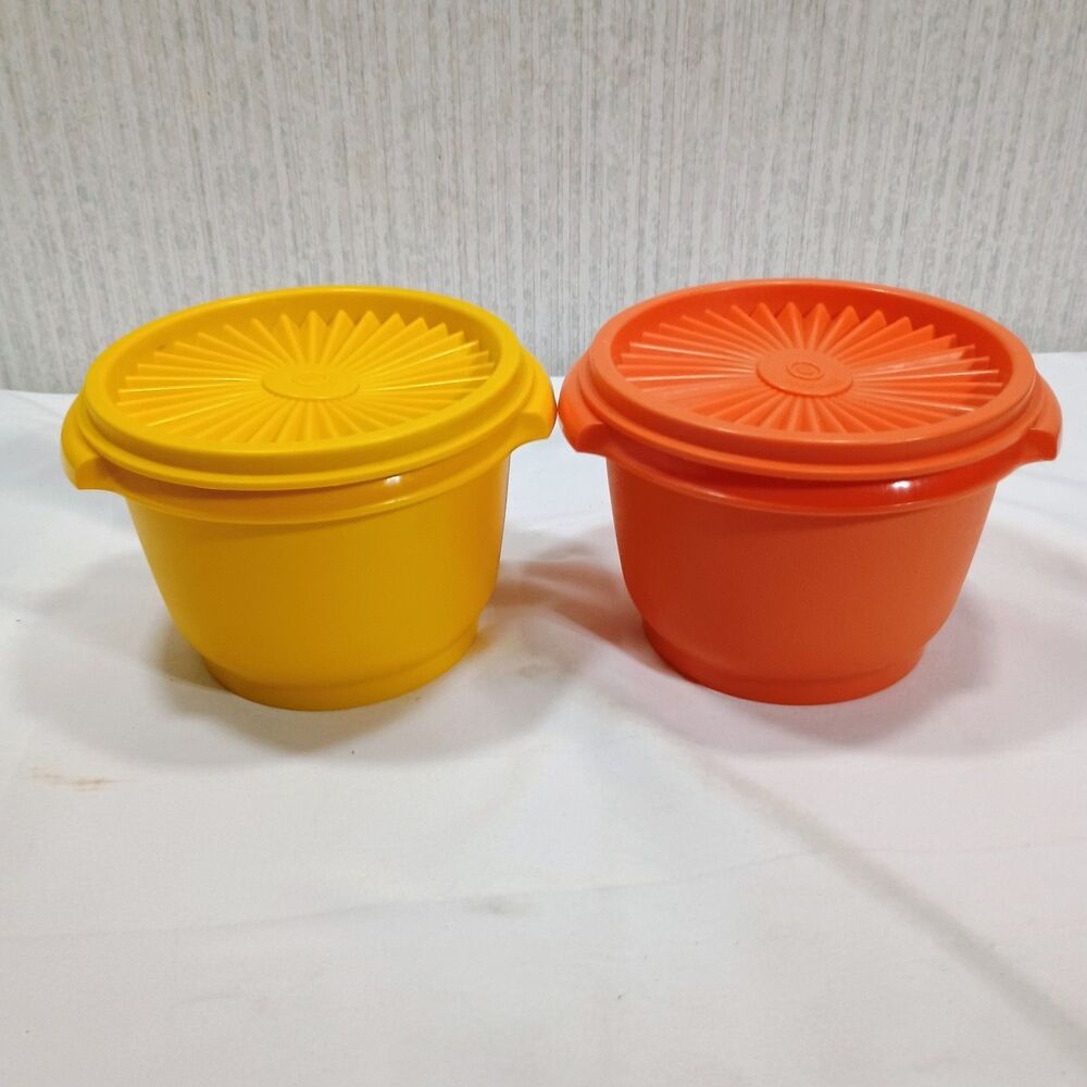 Vintage Tupperware Servalier Bowls 886 Set 2 Yellow Orange Sunburst Lids 20oz